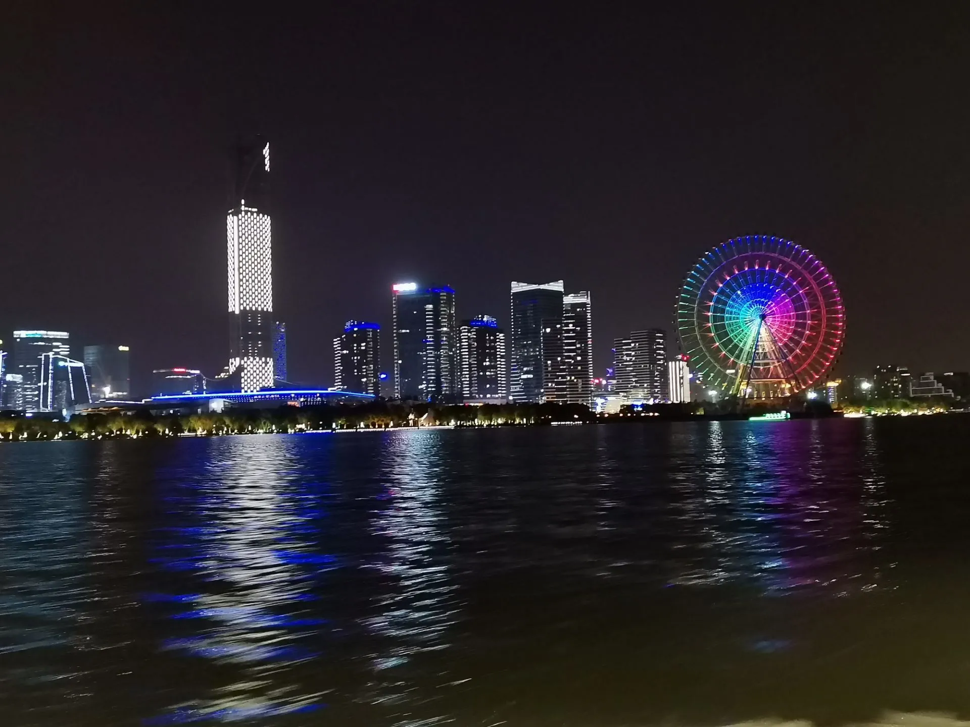 金鸡湖旅游攻略(金鸡湖旅游攻略路线)