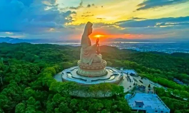 广东省的旅游景点有哪些地方(广东省的旅游景点有哪些地方可以玩)