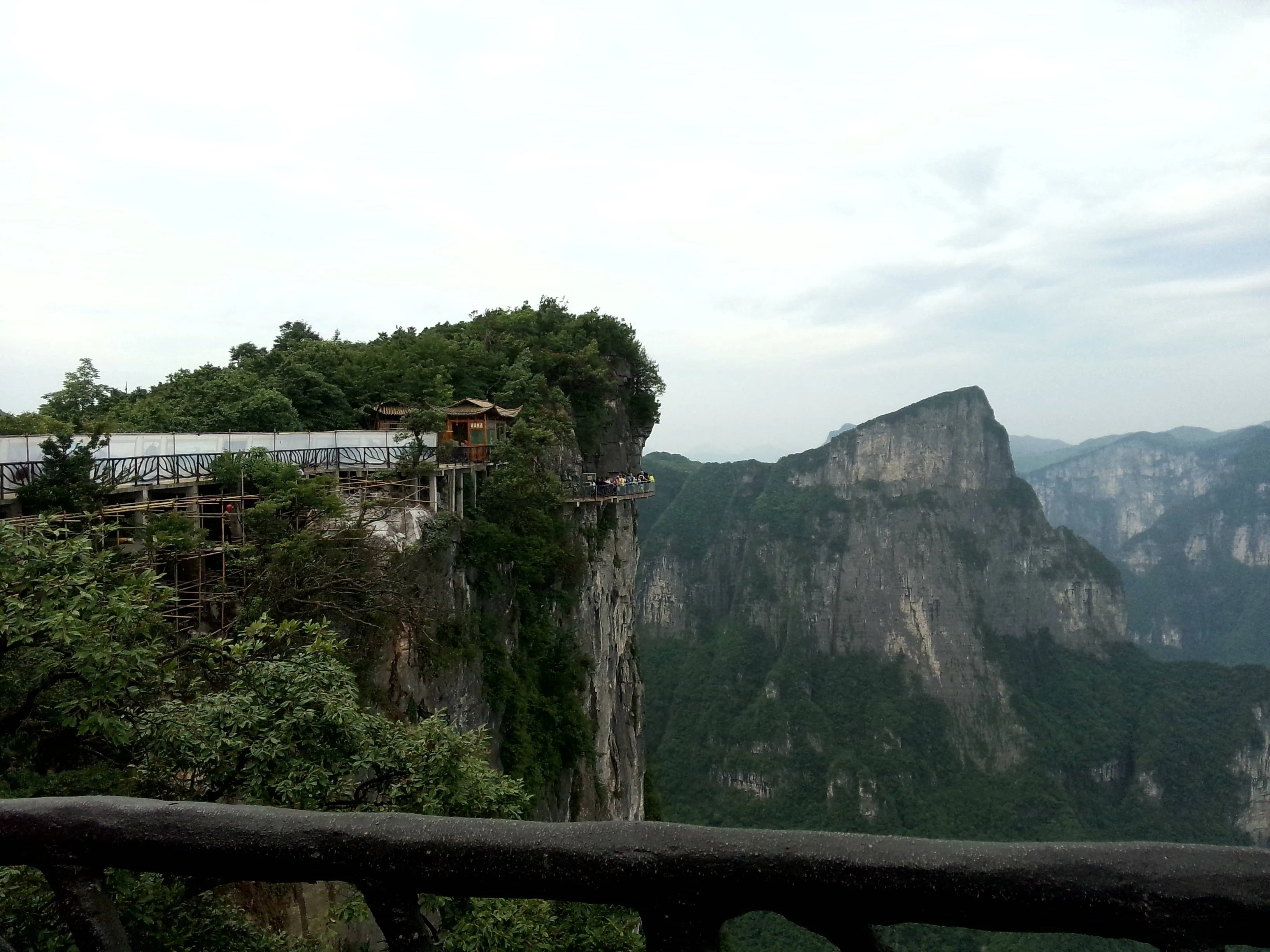 张家界景区游(张家界景区游览图)