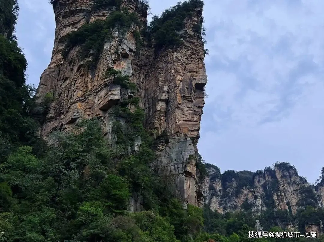 到张家界游玩3天要多少钱(去张家界旅游三天需要多少钱)