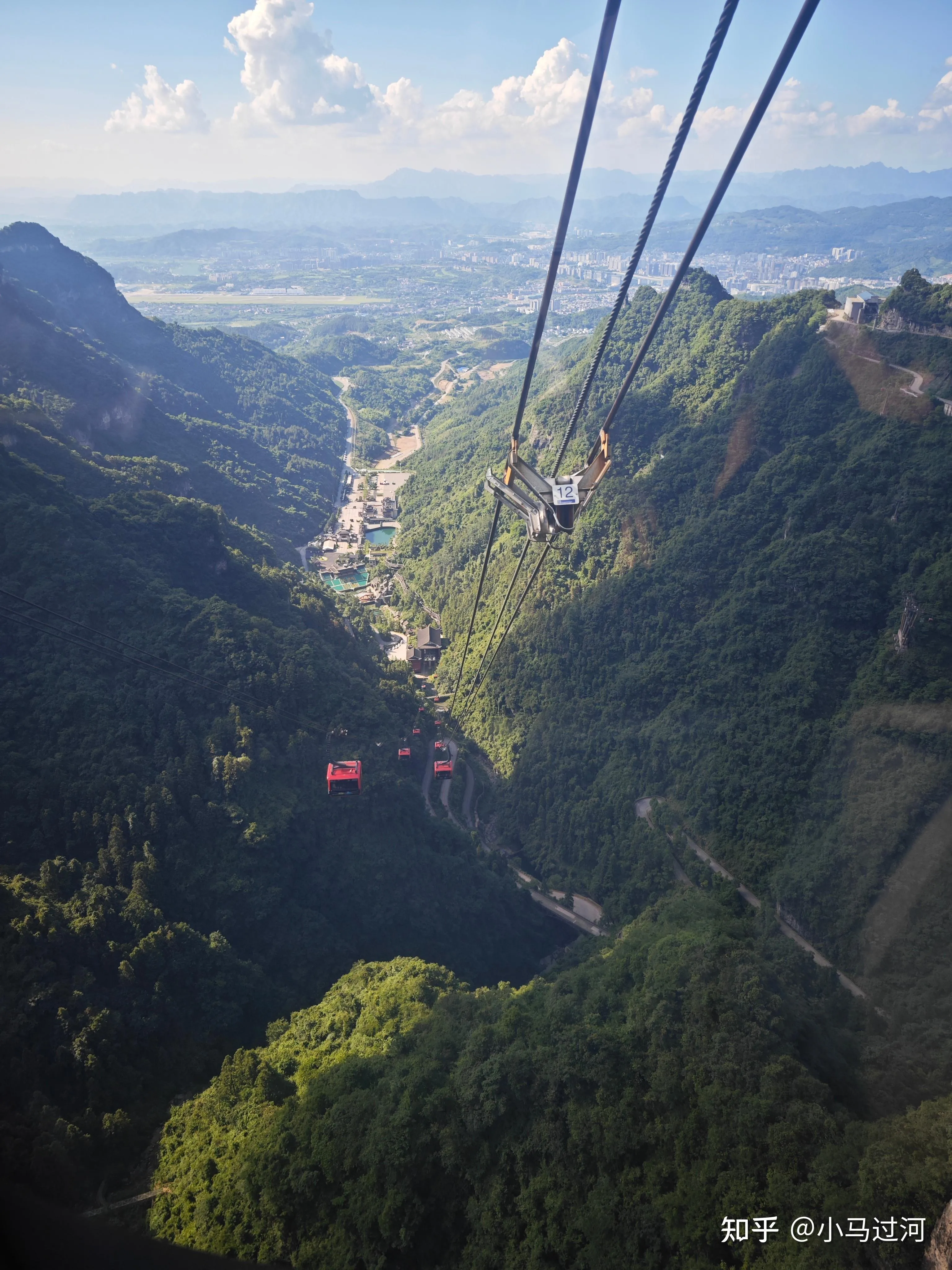 凤凰到张家界旅游攻略(凤凰到张家界怎么走最快)