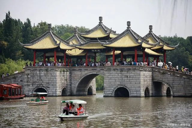 江苏玩的地方推荐(江苏省游玩的好地方)