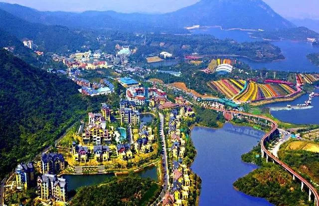 旅游深圳必去景点(旅游深圳必去景点推荐)