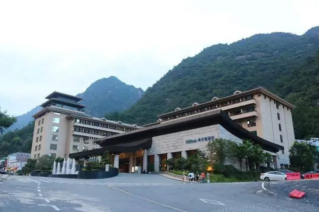 三清山旅游住宿(三清山旅游住宿多少钱)