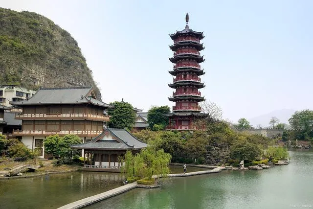 桂林十大必去旅游景点(桂林十大必去旅游景点有哪些)