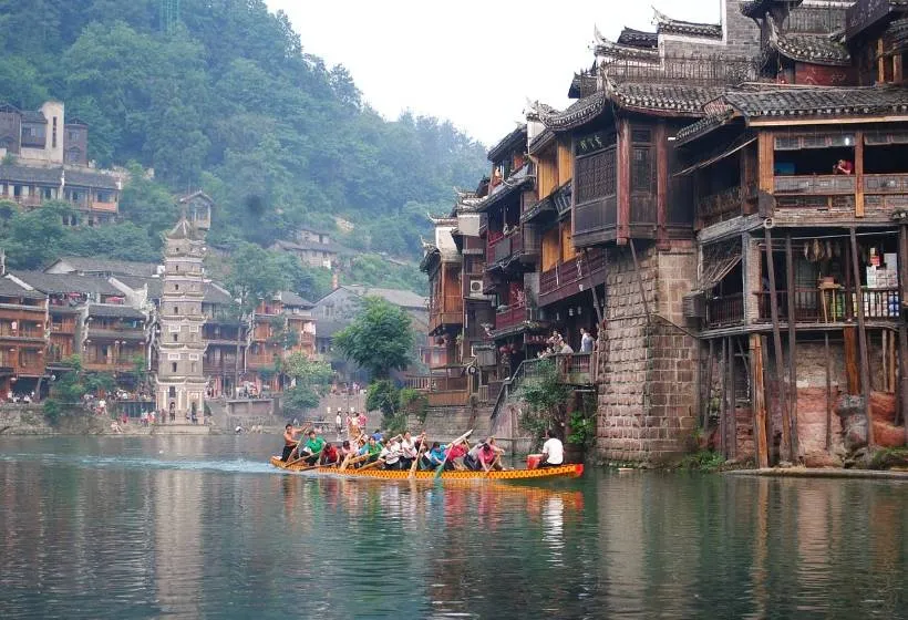 中山自驾游张家界旅游攻略(中山自驾游张家界旅游攻略大全)