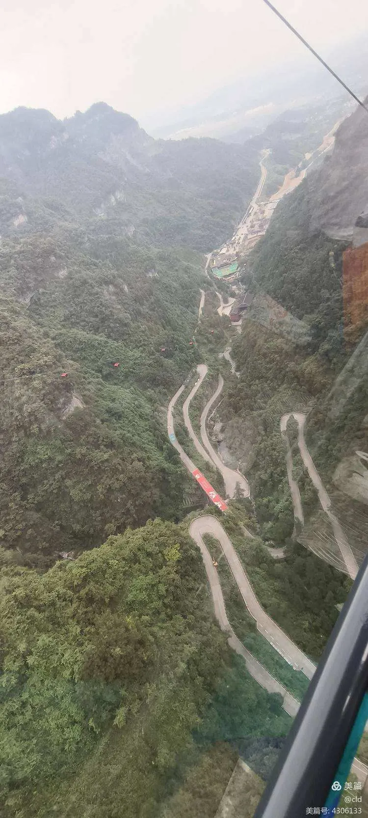 坐缆车张家界天门山(张家界天门山缆车高度)