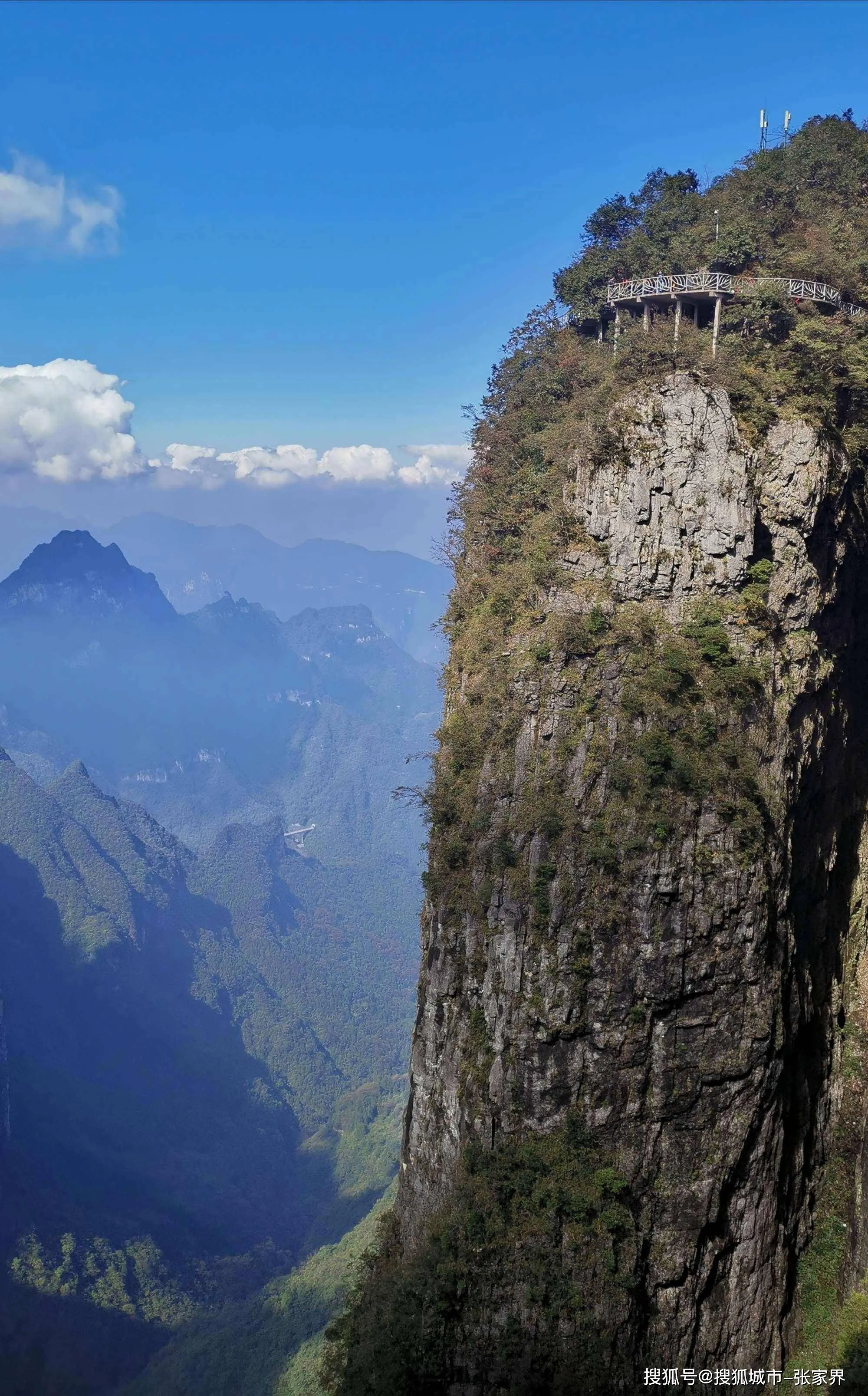 张家界天门山景区怎么去(张家界天门山怎么到天门洞)
