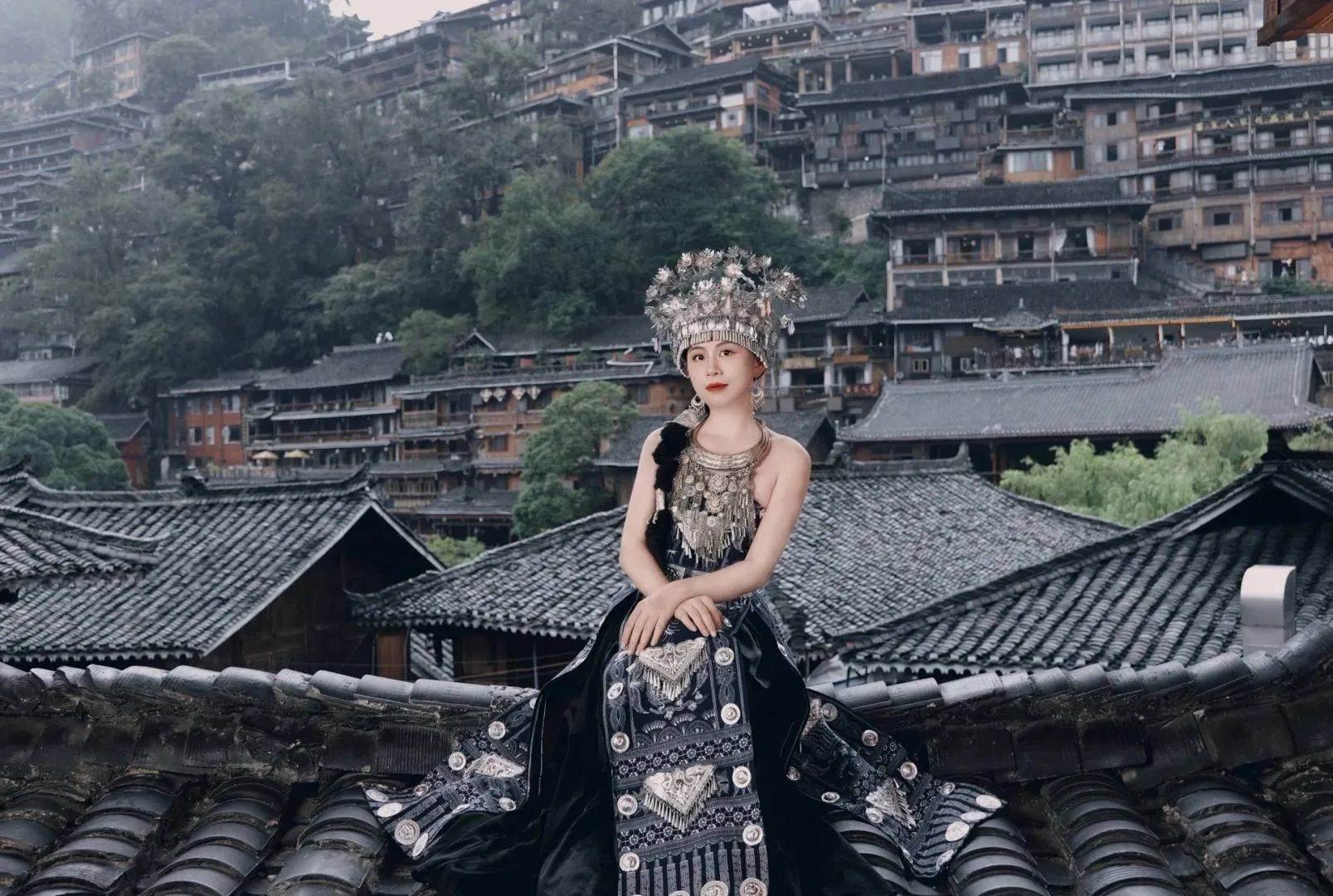 张家界5日游纯玩多少钱(张家界5日游大概需要多少钱)