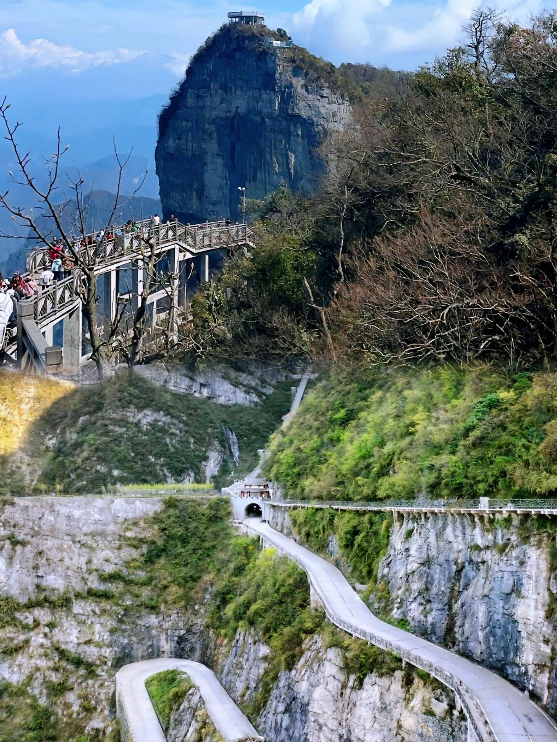 张家界旅游湖南(湖南张家界旅游攻略和费用)