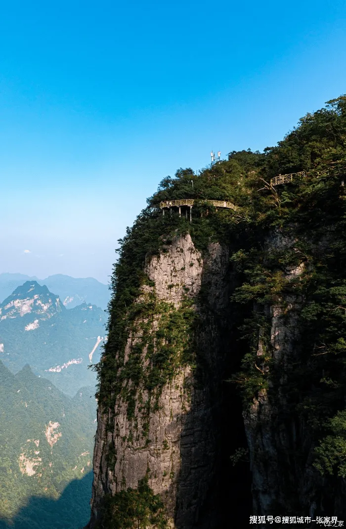 张家界天门山多高?(张家界天门山多高 海拔多少)