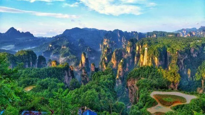 去张家界旅游区(去张家界自由行怎么玩)
