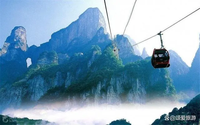 长沙凤凰古城张家界旅游攻略(长沙,凤凰古镇,张家界怎么玩法)