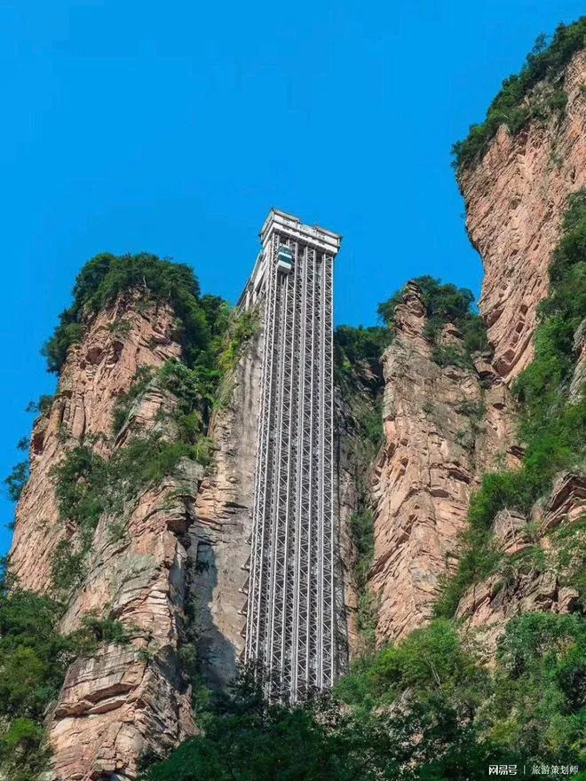 七月份去张家界杨家界旅游好吗(7月份张家界气候适宜去旅游吗?)