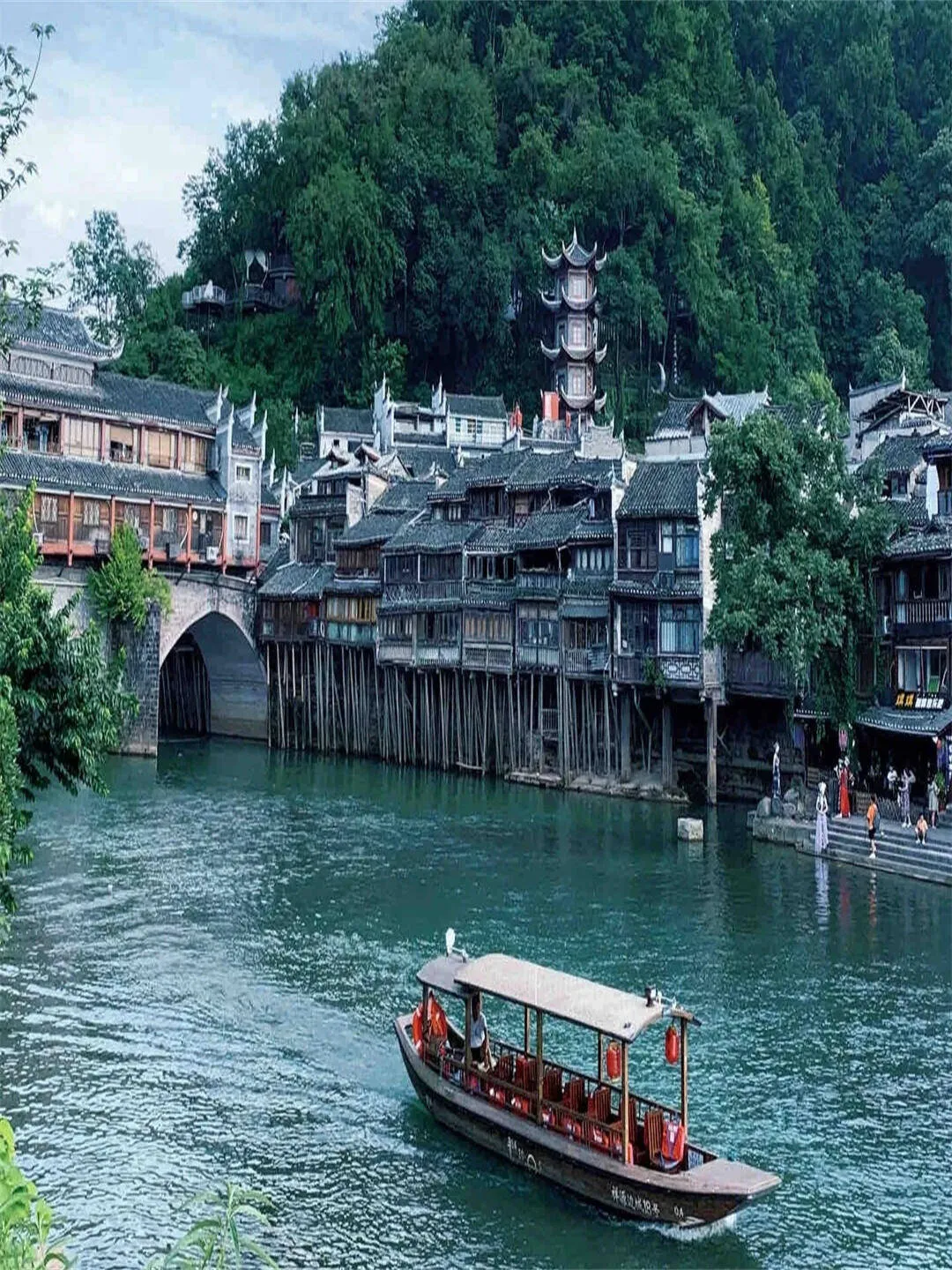 惠州去张家界游玩攻略(惠州去张家界旅游多少钱)