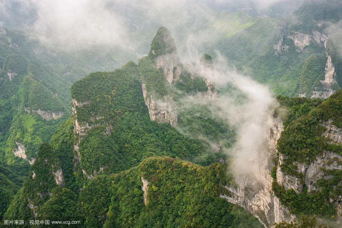 张家界天门山风景区图片(张家界天门山风景区图片大全)