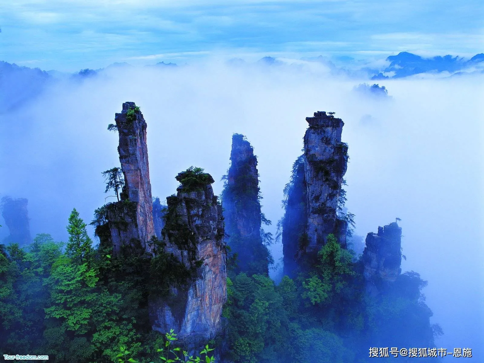 到张家界旅游5日游(张家界旅游5日游多少钱)