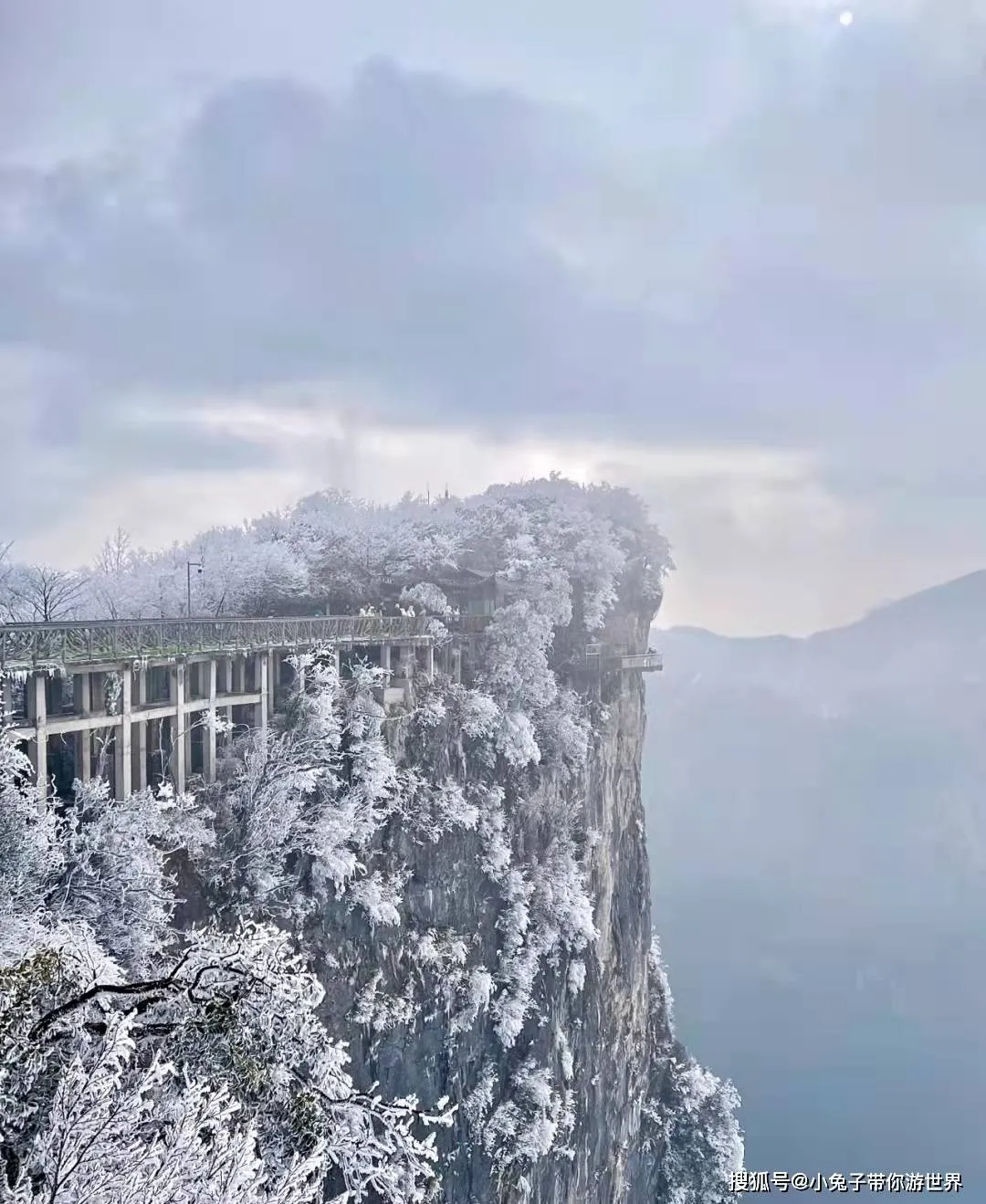 冬天去张家界天门山(冬天去张家界天门山合适吗)