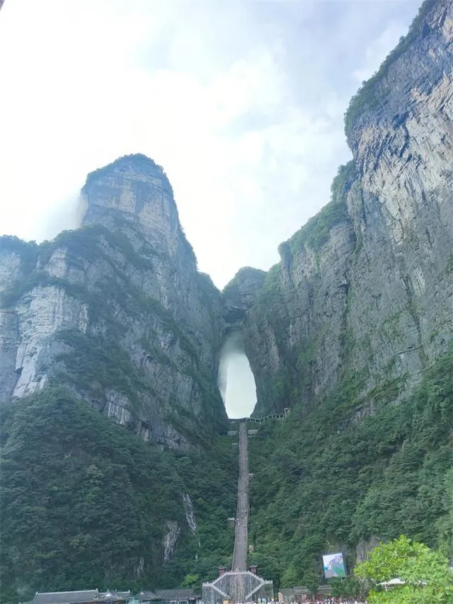 张家界天门山旅攻略(张家界天门山景点门票)