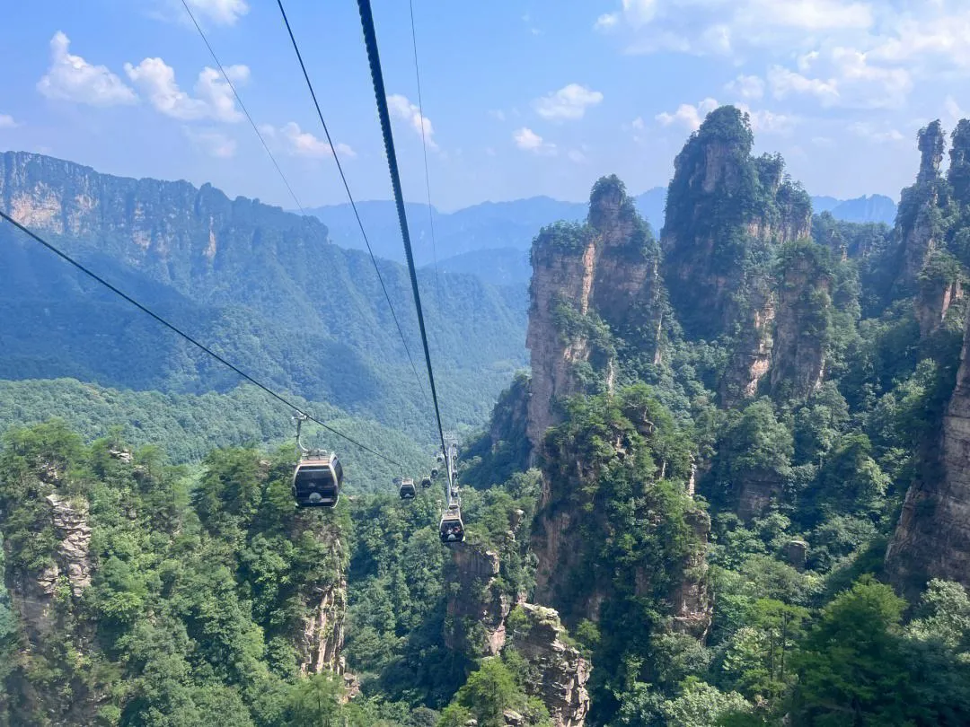 张家界旅游张家界游(张家界旅游攻略,旅游须知)