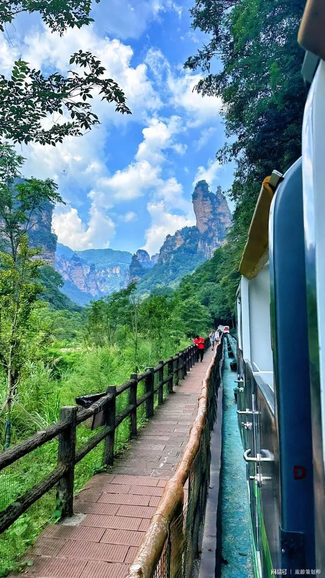 到张家界游玩住在什么地方好(到张家界游玩住在什么地方好一点)