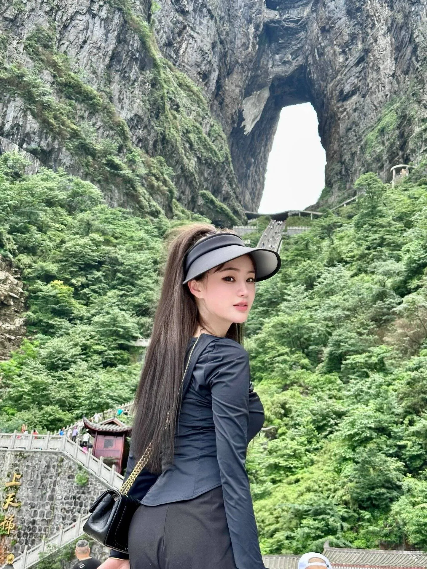 张家界天门山凤凰古城旅游攻略(湖南张家界凤凰古城15天天气预报查询张家界天门山天气)