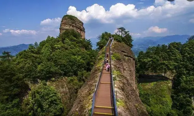芜湖天门山一日游攻略最新(芜湖天门山一日游攻略最新路线)