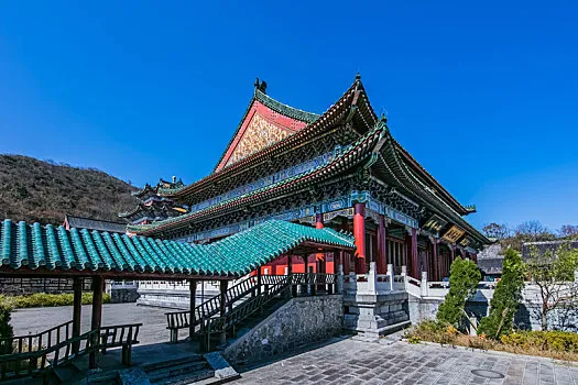 湖南张家界天门山寺(湖南张家界天门山寺庙有哪些)
