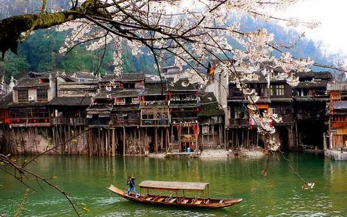 阜新去张家界旅游几日要花多少钱(阜新去张家界旅游几日要花多少钱呀)