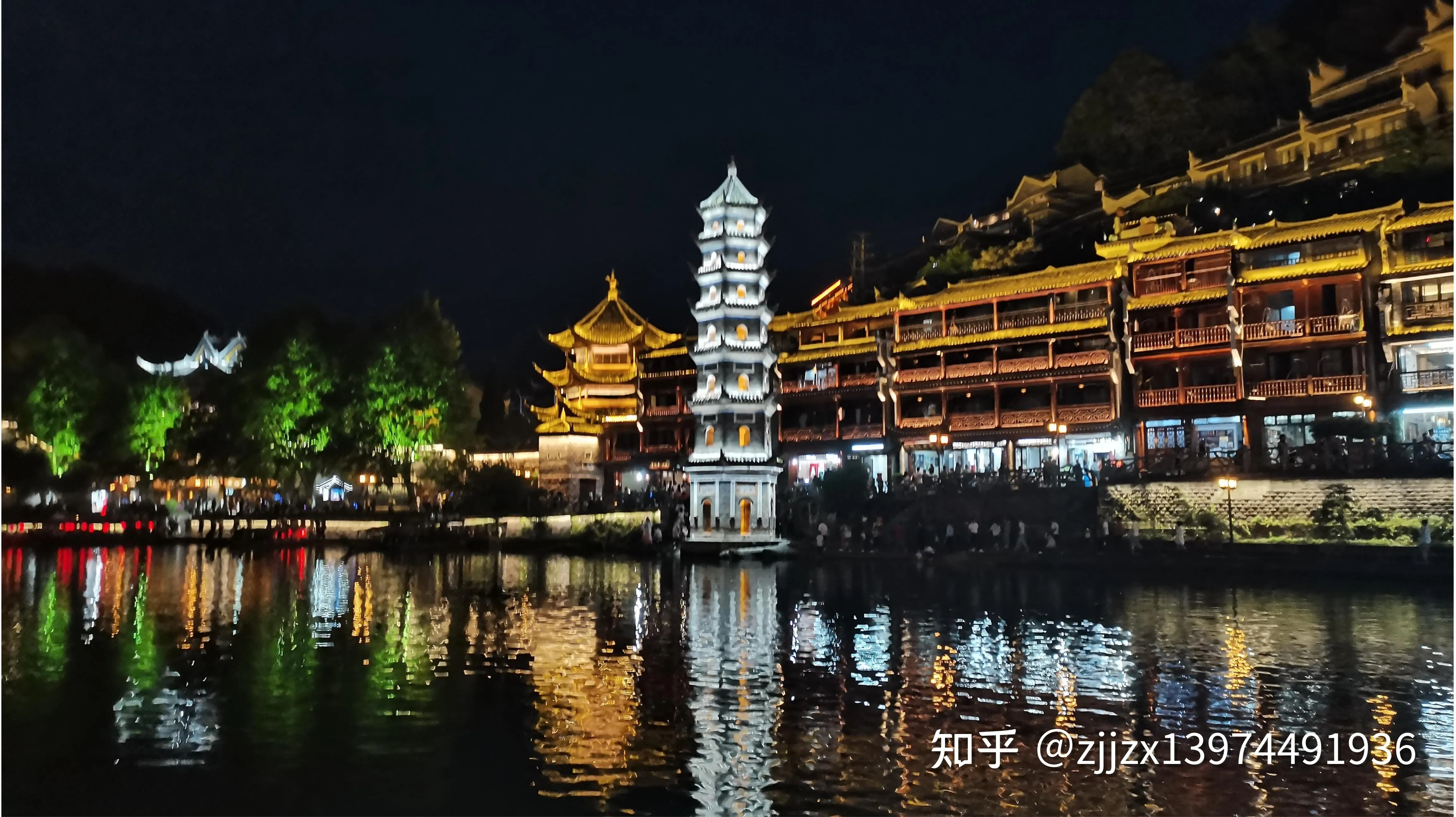跟团自助游张家界(张家界跟团旅游景点)