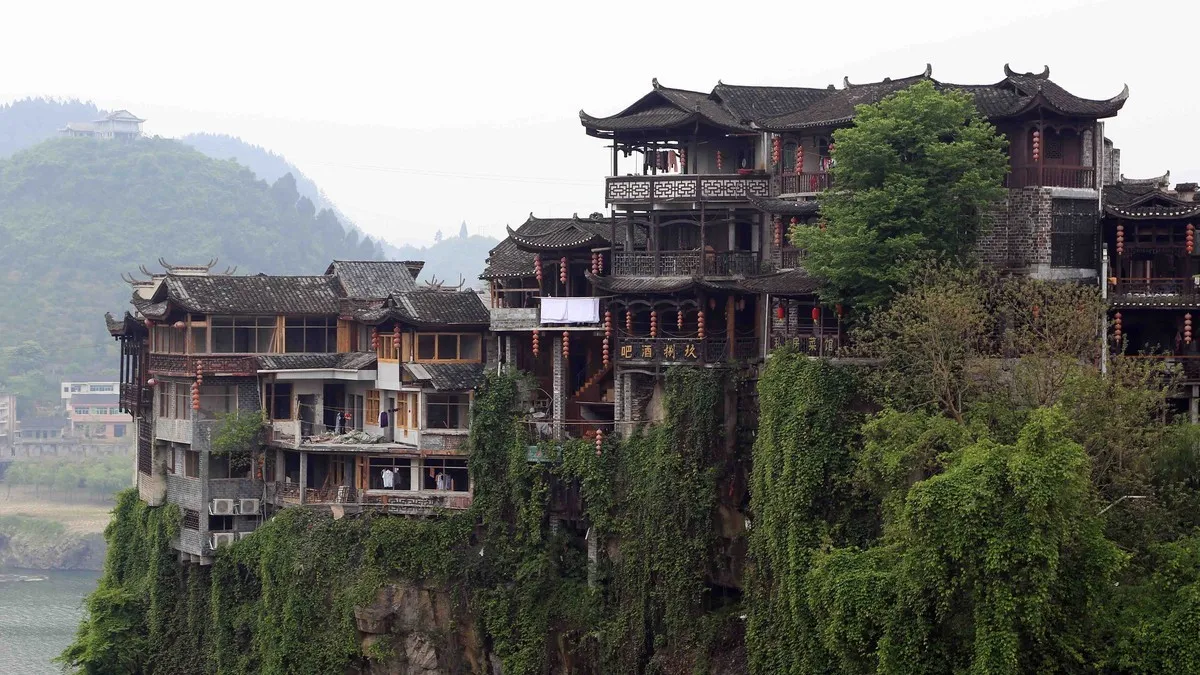 张家界旅游爆满(张家界旅游爆满事件)