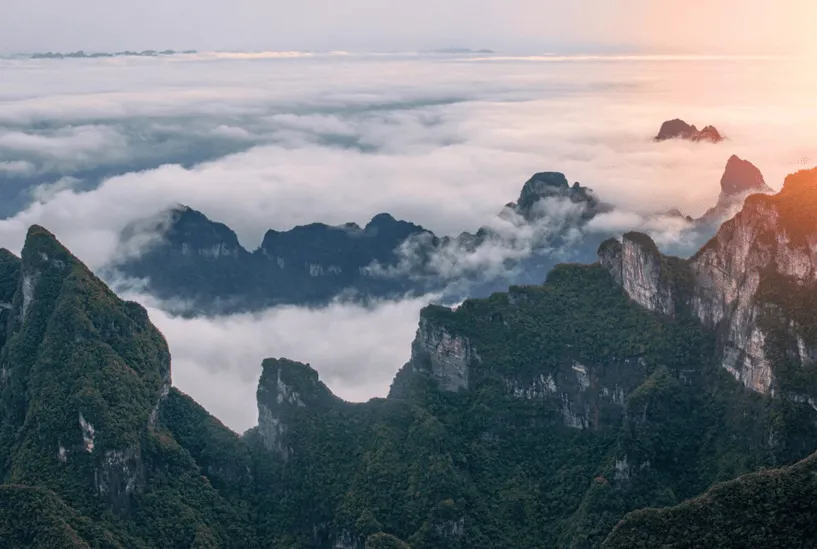湖南旅游景点张家界全景(湖南张家界旅游景点全景图) 湖南旅游景点张家界全景(湖南张家界旅游景点全景图)