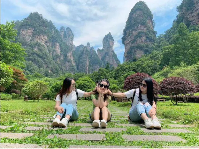 白山到张家界游玩多少钱(白山到张家界游玩多少钱啊)