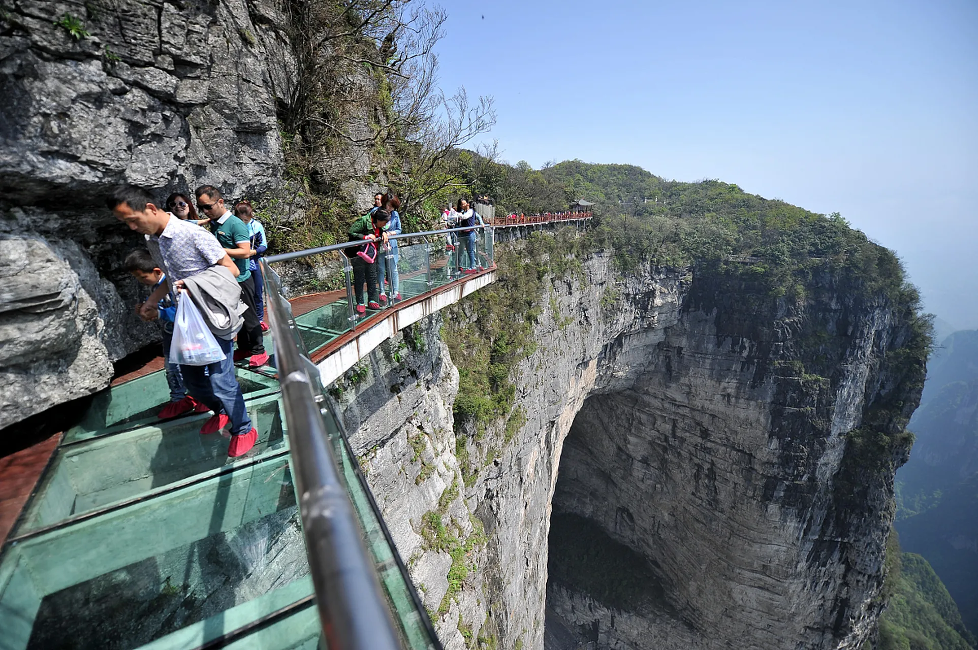 张家界天门山的山路(张家界天门山山路图片)