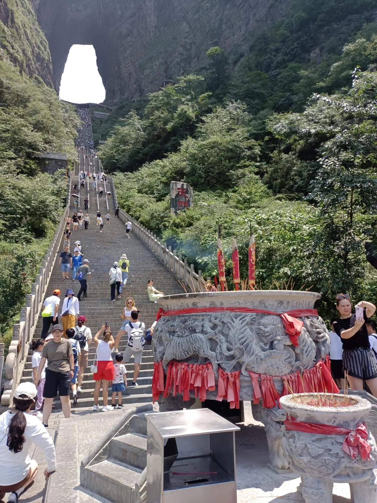 张家界旅行攻略天门山(张家界天门山旅游攻略自由行三天)