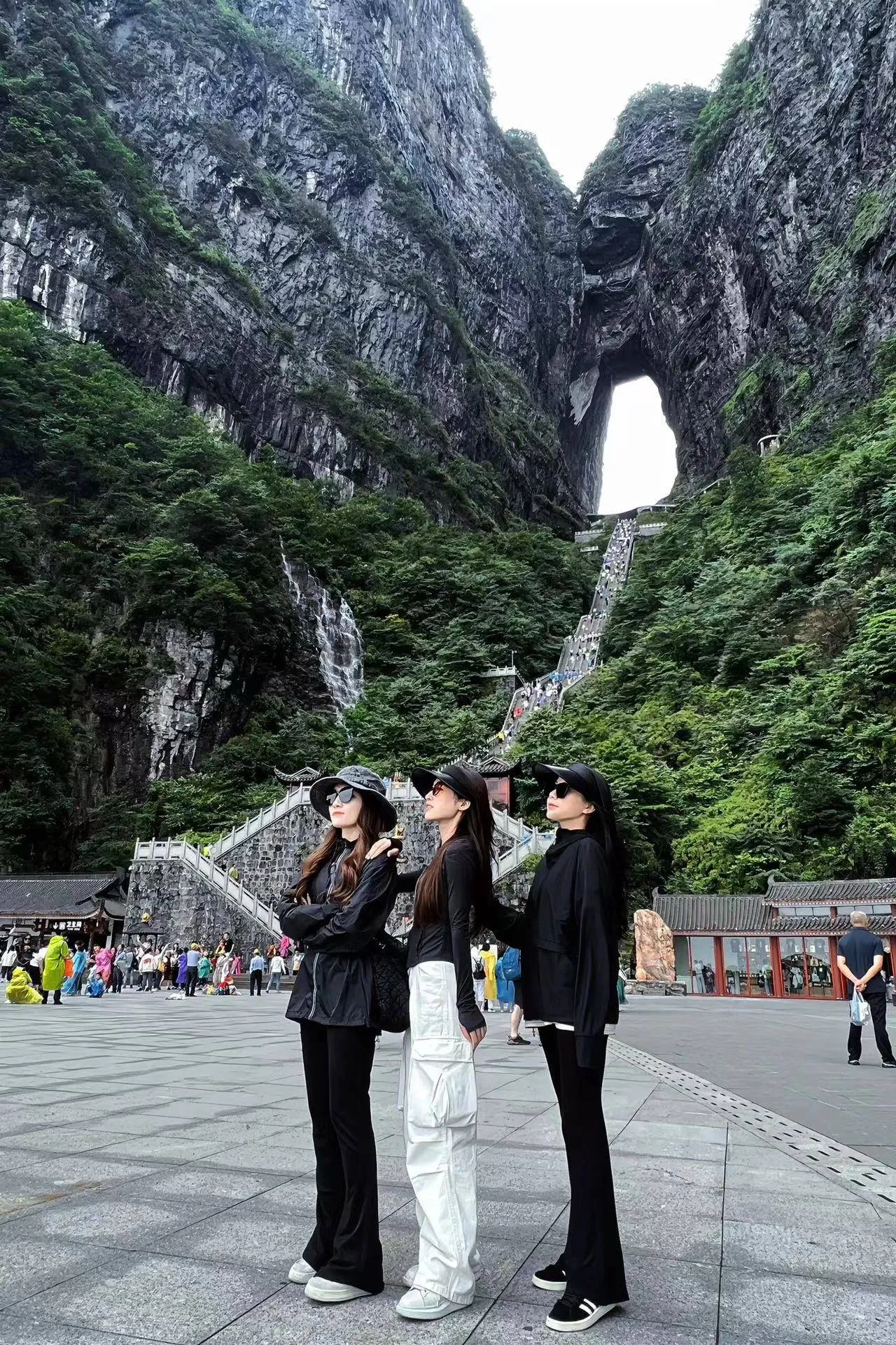 张家界2天自助游攻略(张家界两天自驾游攻略费用)