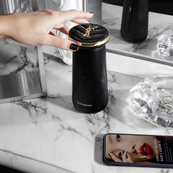 欧莱雅旗下YSL圣罗兰美妆推出基于Perso技术的全新产品“YSL Rouge Sur Mesure”