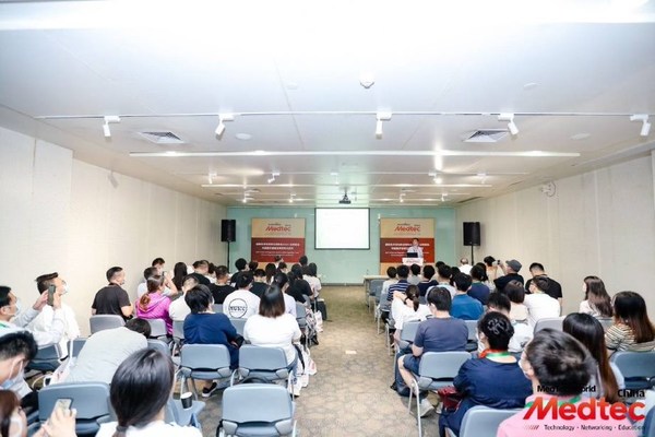 2020Medtec中国展“法规峰会：中国医疗器械法规更新与应对”会议现场