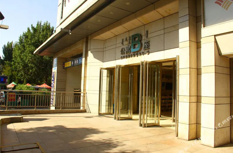包头裕林商务酒店