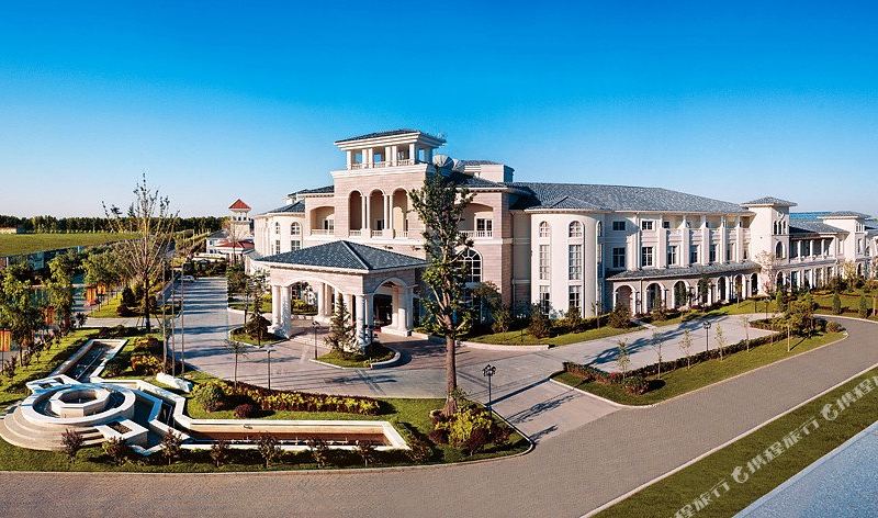 86-10-80417588 北京优山美地酒店位于顺义高档别墅群内,与北京国际